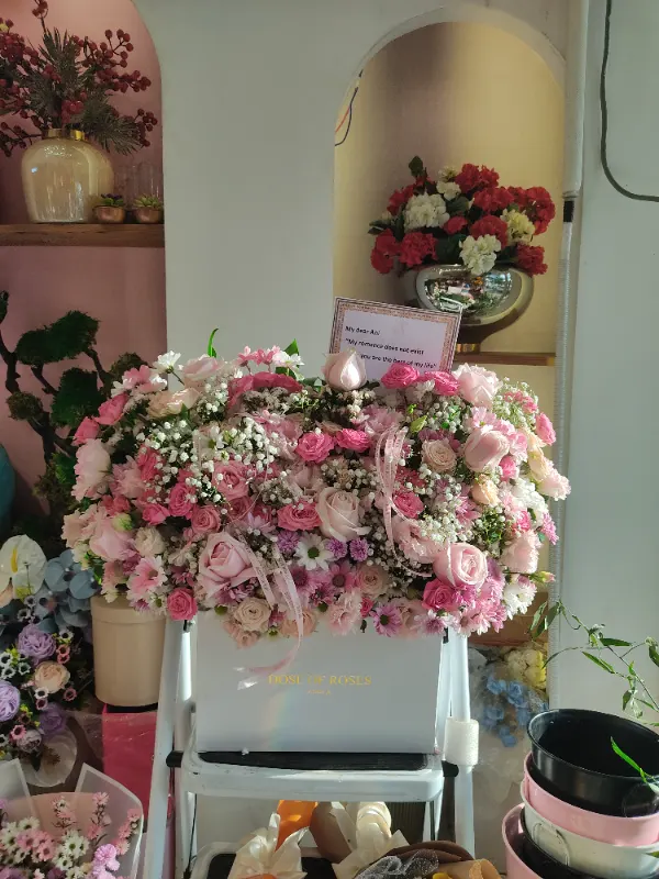 باکس گل روز دختر در کرمانشاه