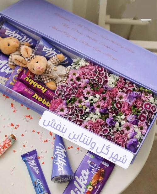 پک ولنتاین در سه رنگ مخصوص شهر گل
