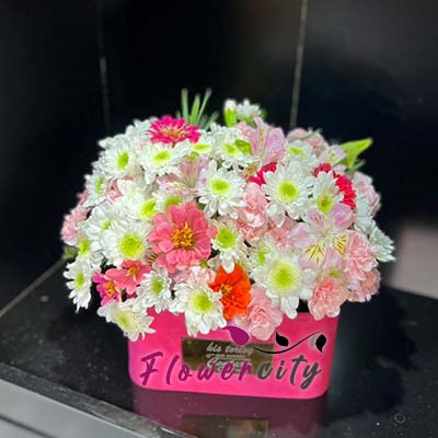 باکس گل ارزان در گل فروشی سنندج