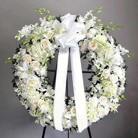 تاج گل تسلیت در کرمانشاه | تاج گل گرد سفید