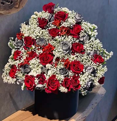 چند مدل باکس گل تولد به همراه کیک