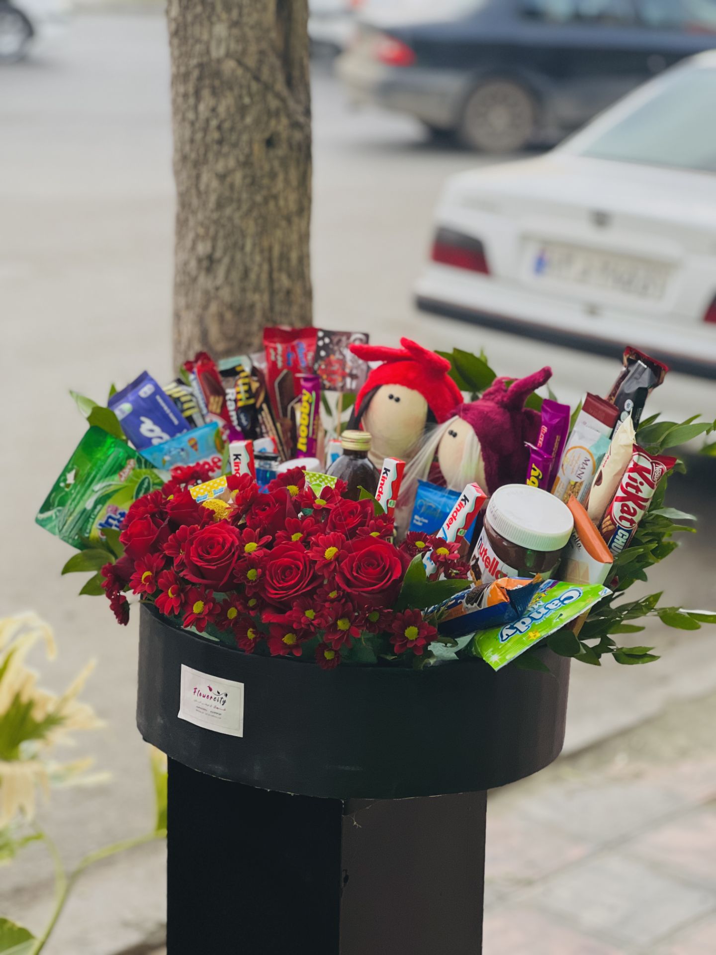 باکس بزرگ شکلات گل برای ولنتاین 1404