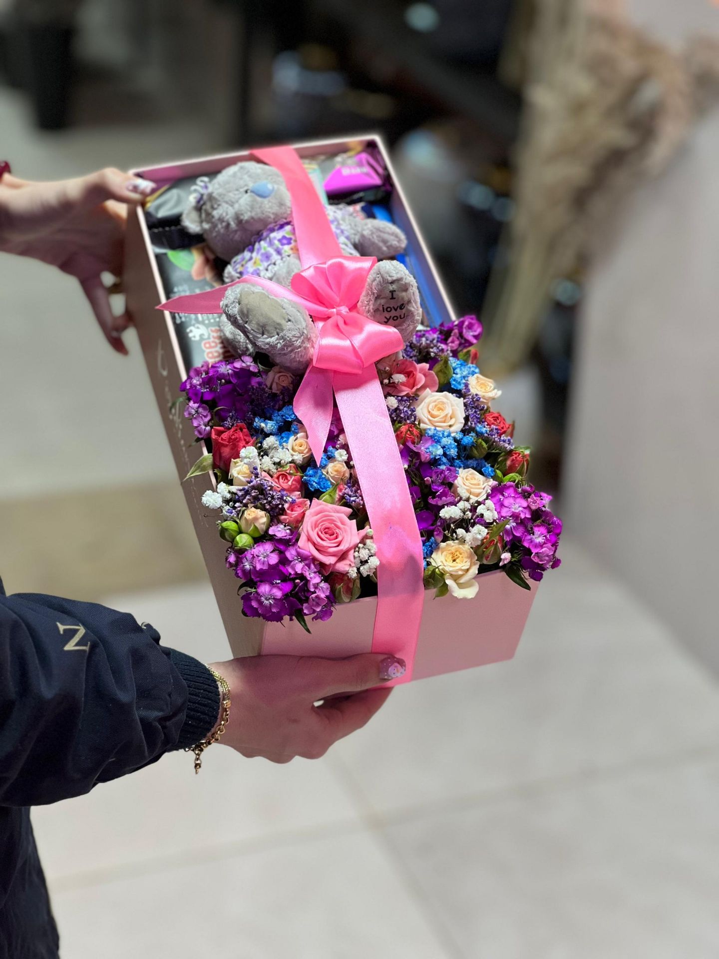 پک ولنتاین شکلات عروسک و گل ارایی ارسال در سنندج