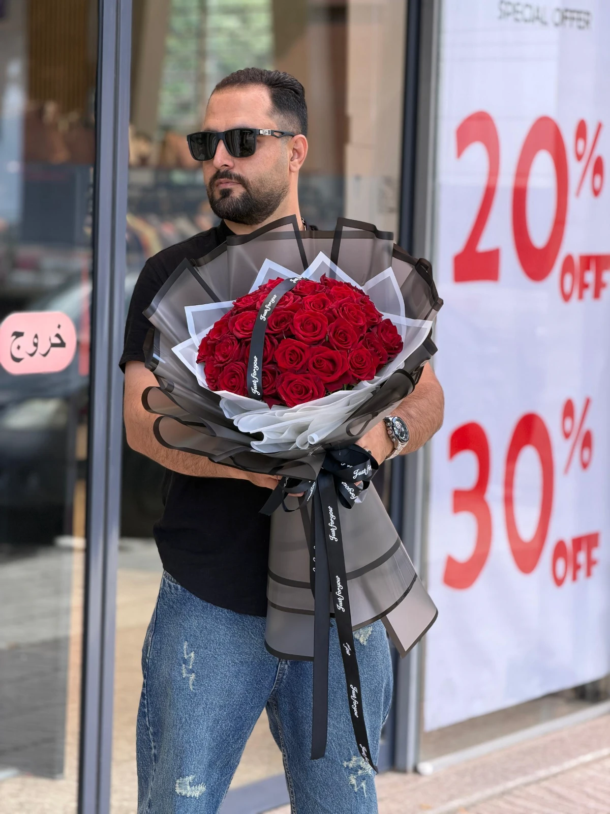 دسته گل تولد اوریانتال با رز سفید صورتی ارسال داخل کرمانشاه